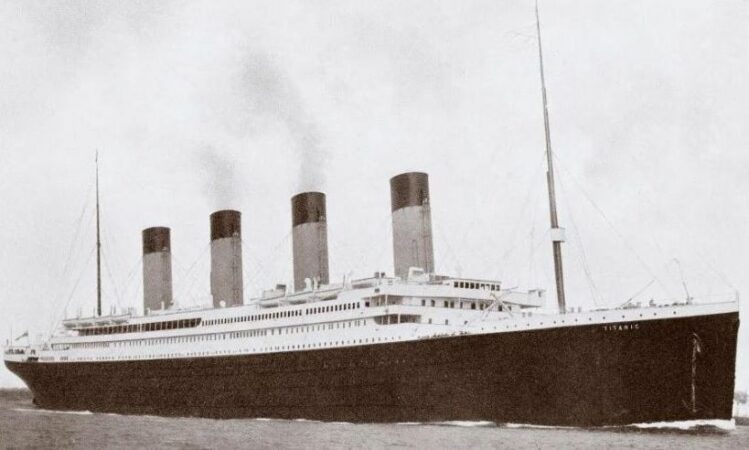 2172206d Titanic