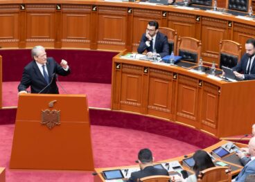 4a2642ff 8b4a 473e 9a38 F6f334115a06