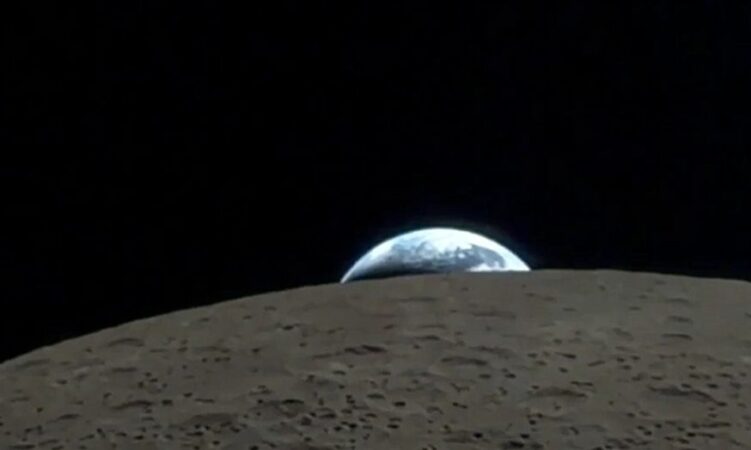 4d5d4168 Nasaartemisiimk