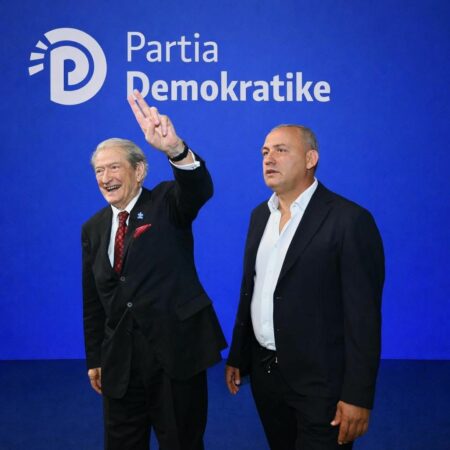 54bad118 85a1 47a6 9c12 92c5ef522e86