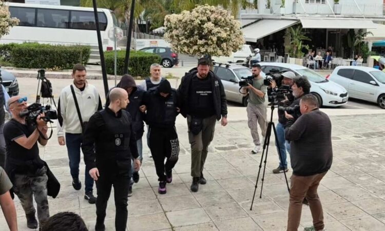 5baa444b Dikastirio Prosagogi