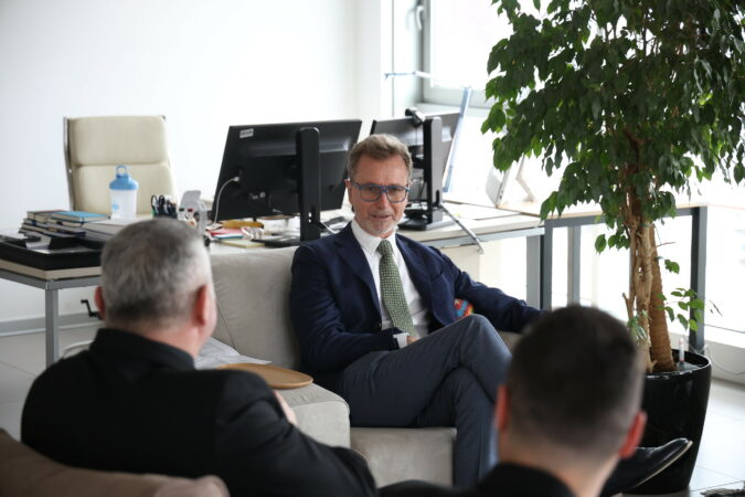 661329950 1346451574174475 6414811896404362155 N