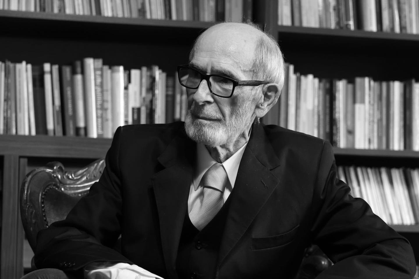  Një akademik i rrallë iku nga Panteoni   Ndarja nga jeta e Rexhep Qoses  Presidenti Begaj  Ishte një nga mendjet    