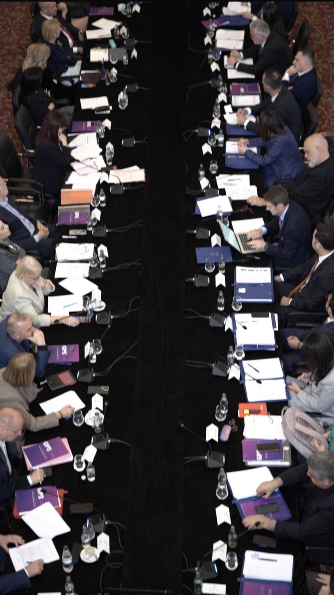 Mbledhja e grupit parlamentar të PS-së, Rama: Diskutuam për “Punët e Shqipërisë” dhe anëtarësimin në BE