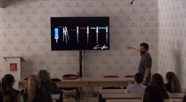 9db9f3a2 C2ef 4252 B9b1 862577954b43