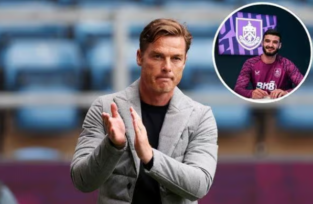 Drejt rënies nga kategoria  trajneri i Brojës ia vë fajin inteligjencës artificiale  Roboti thotë jam njeri dhe 