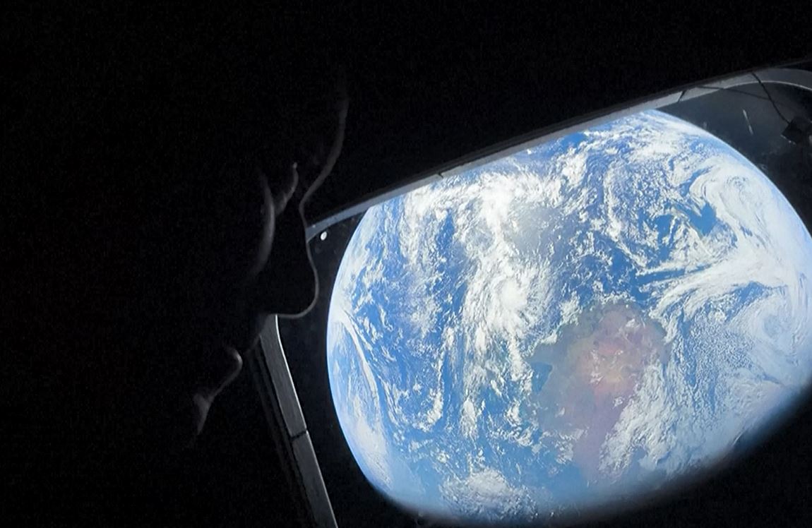 artemis-ii-eshte-tashme-me-afer-henes-sesa-tokes-nasa-ekuipazhi-pritet-te-behet-deshmitar-i-nje-eklipsi-te-rralle-diellor