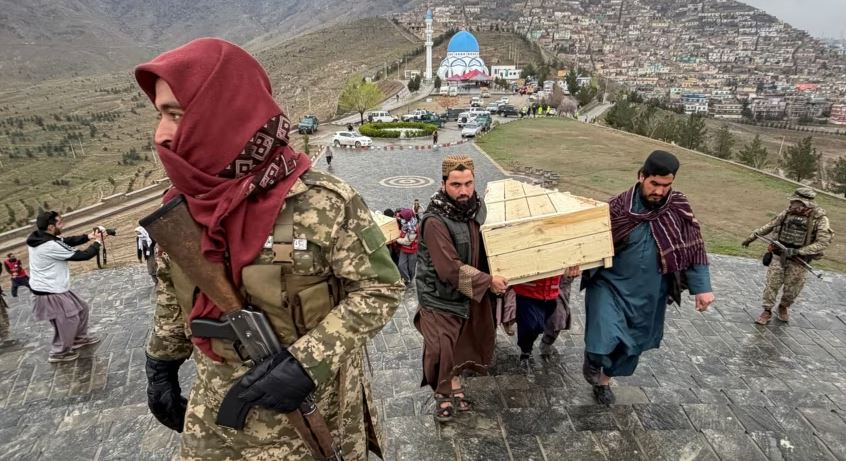 Mes bisedimeve për luftën në Iran  Kina teston ndikimin e saj në konfliktin Pakistan taliban