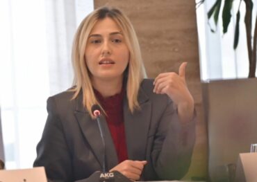 Ina Zhupa Sarande Turizmi