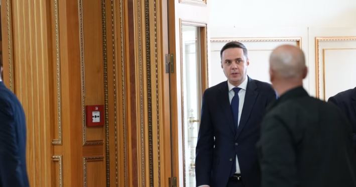 LDK largohet nga seanca për presidentin: "Show njëpartiak, shkel interesat e Kosovës"
