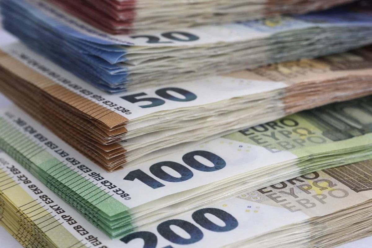 Më shumë se 600 milionë euro do t i ndahen Ukrainës për projekte urgjente rindërtimi