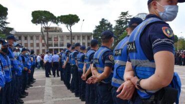 Polici