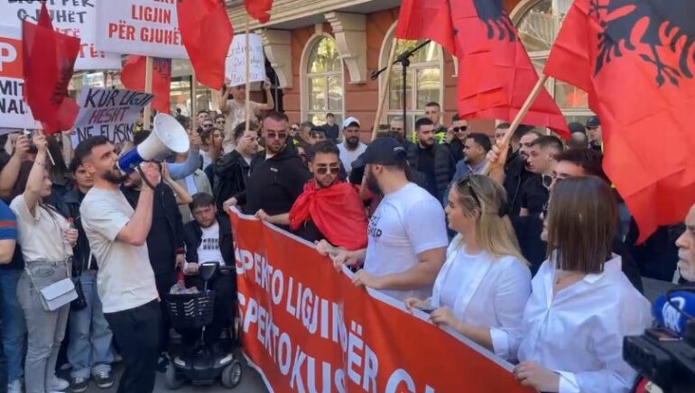 Protesat E Studenteve Rmv