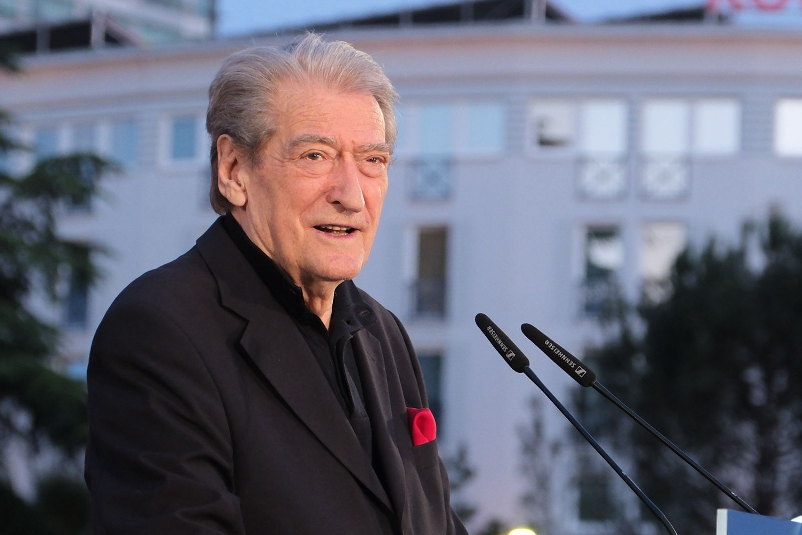  Protestuesit po torturohen në burg  po izolohen pa të drejtë   Berisha  Beteja jonë  lirimi urgjent i tyre