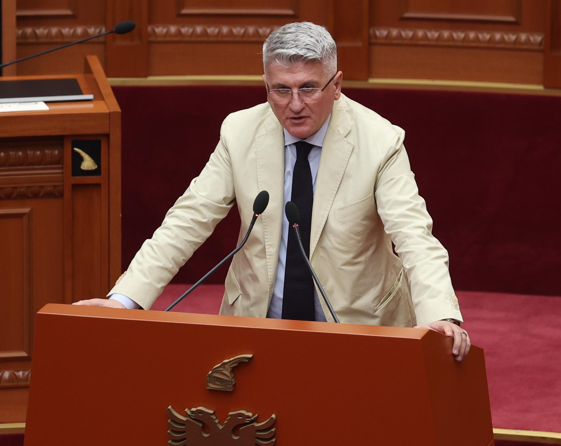 “Për kë qeveriset ky vend?”/ Gjekmarkaj në Kuvend: Realitet i përmbysur, korrupsioni është kthyer në sistem!