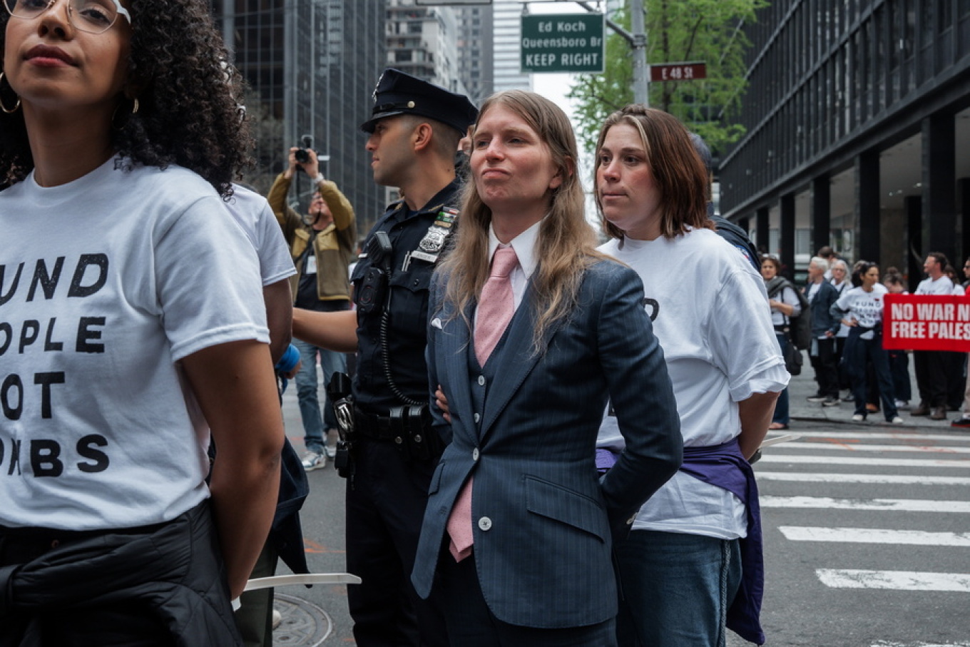 Dhjetëra protestues pro-palestinezë u arrestuan në Nju Jork, mes tyre Chelsea Manning