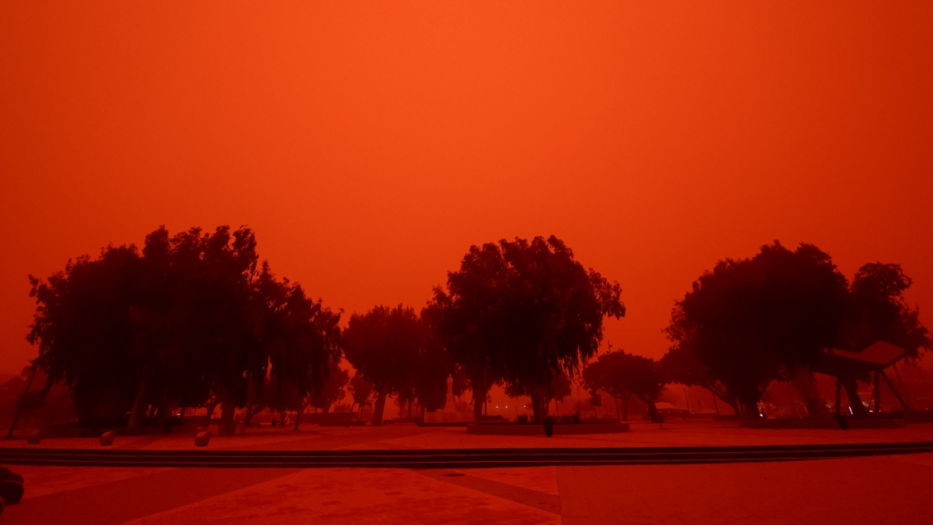 Plas keq sherri mes dy vëllezërve  shkak pluhuri afrikan