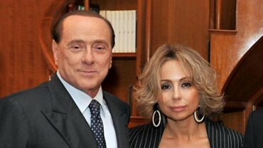Auto Silvio E Marina Berlusconi1776161255