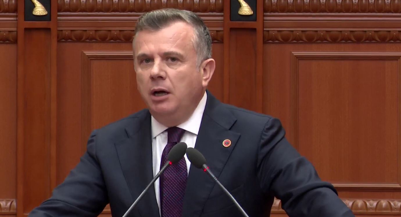 Balla i përgjigjet Këlliçit  Lërini mendësitë e varkëtarit të varkës së Enverit  ejani te standardet e reja 