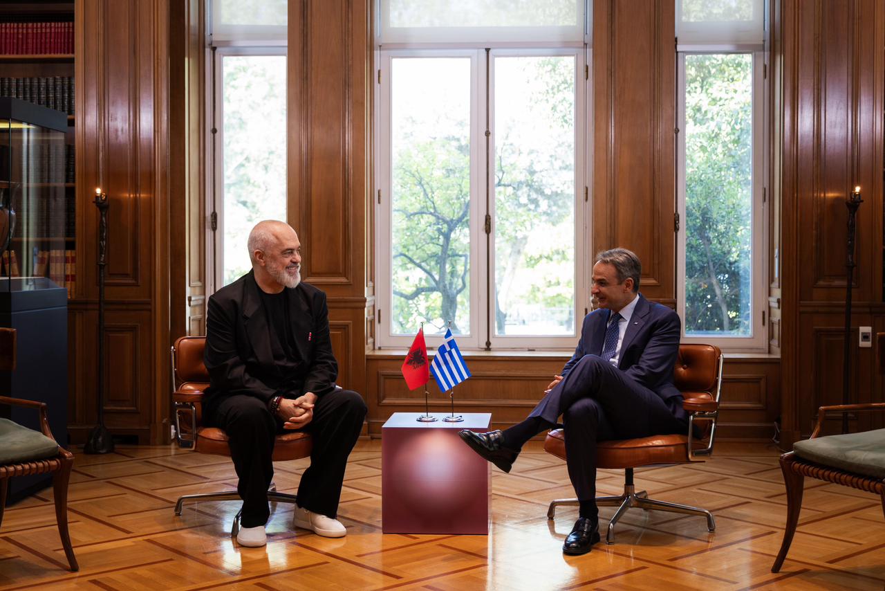 Rama ndan fotot nga takimi me Mitsotakis  Kapërcejmë çështjet e mbartura  drejt marrëveshjes së re strategjike me Greqinë