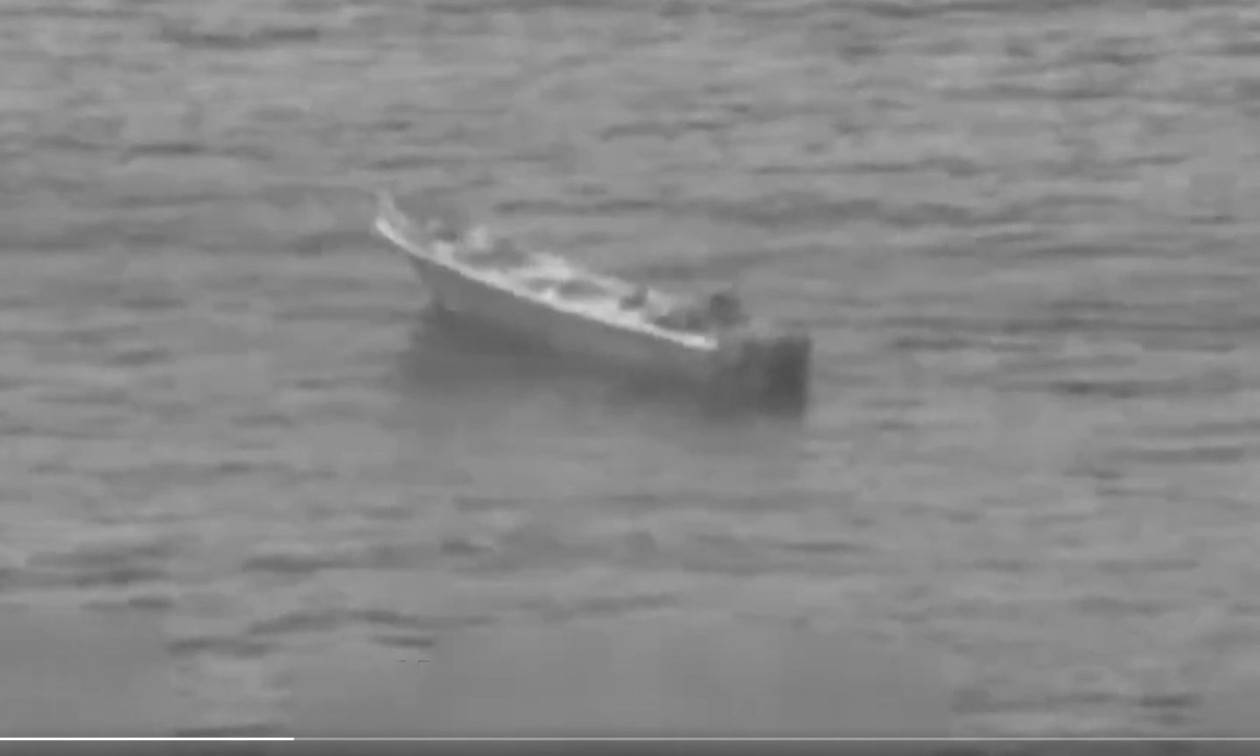 VIDEO/ Përdorej nga trafikantët e drogës, SHBA godet një tjetër anije në Paqësor, dy persona humbin jetën