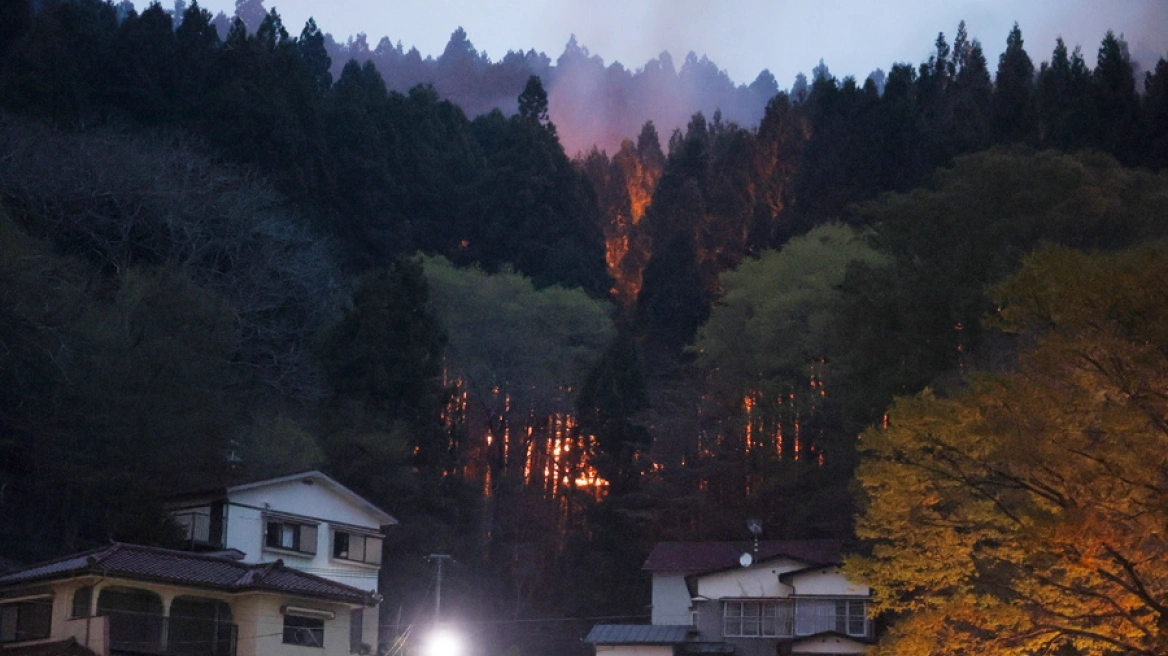 VIDEO  Zjarre masive në Japoni  Situata ende kritike  flakët përhapen me shpejtësi  evakuohen mbi 3 mijë persona