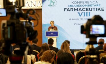 Konferenca Farmaceutike Evis Sala