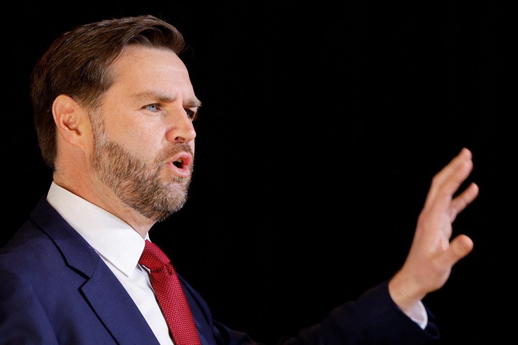 Lufta në Iran  Reuters  Vance foli me ndërmjetësit në Pakistan  zbuloi kushtin e Trump për armëpushimin