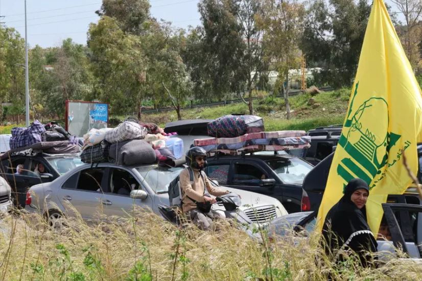 Fishekzjarre në vend të raketave  Festime në të gjithë Libanin me hyrjen në fuqi të armëpushimit 10 ditor  qytetarët dynden pë   