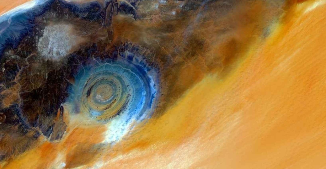  Syri i Saharasë  nuk është krater meteori  zbulimi i ri i NASA s tregon origjinën e vërtetë