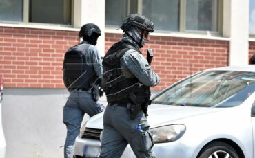 Policia