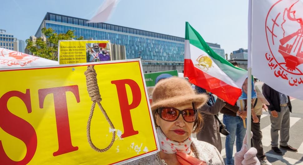 Raporti i frikshëm  Amnesty International  Irani ekzekutoi mbi 2 mijë persona vitin e kaluar