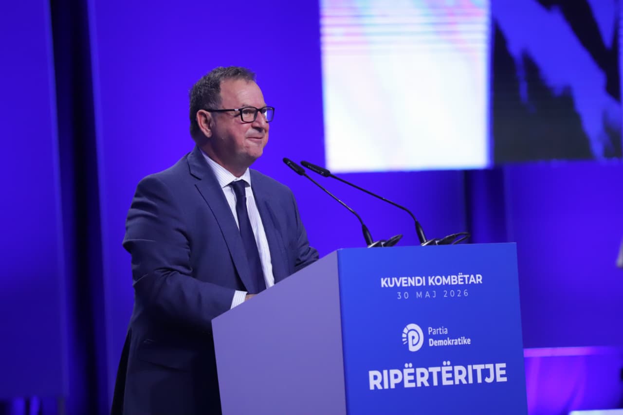 deputeti-grek-sjell-mesazhin-e-mitsotakis-ne-kuvendin-kombetar-te-pd-mbeshtesim-rrugen-europiane-te-shqiperise