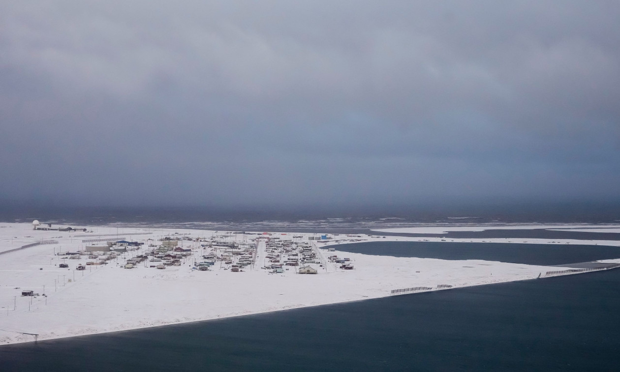VIDEO/ Utqiagvik përjeton “Diellin e Mesnatës”, 84 ditë pa perëndim në Alaskën veriore