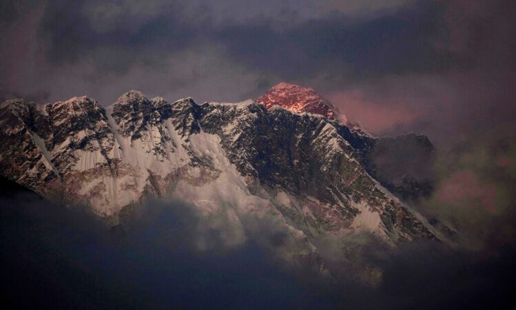 83d6945b Nepal Everest