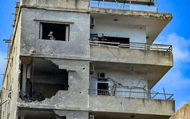 Armëpushimi me Libanin u zgjat dje  Izraeli dhe Hezbollahu shkëmbejnë sulme  IDF godet 100 objektiva