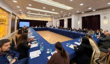 Besnilk Dervishi Komisioneri E Drejta Per Informim