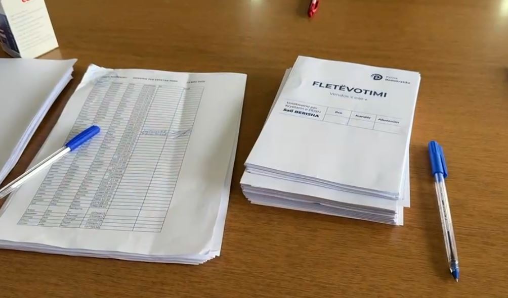 Berisha i vetëm në garë  PD nuk bën transparencë  nuk publikohet numri i anëtarëve me të drejtë vote