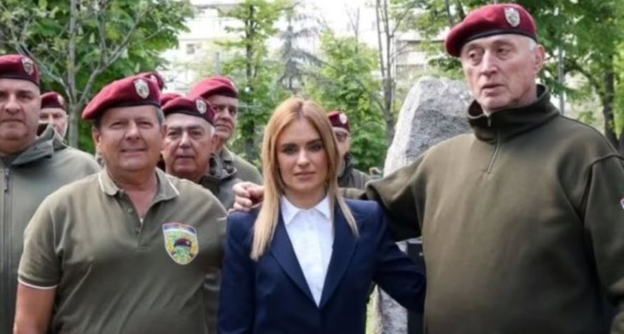 REL: Shteti serb financon veteranët e Beretave të Kuqe, që luftuan edhe në Kosovë