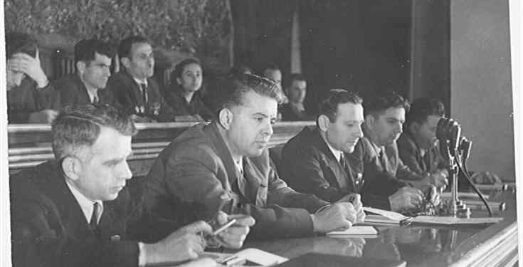 Enver Hoxha Bedri Spahiu Me 735x375 (1)