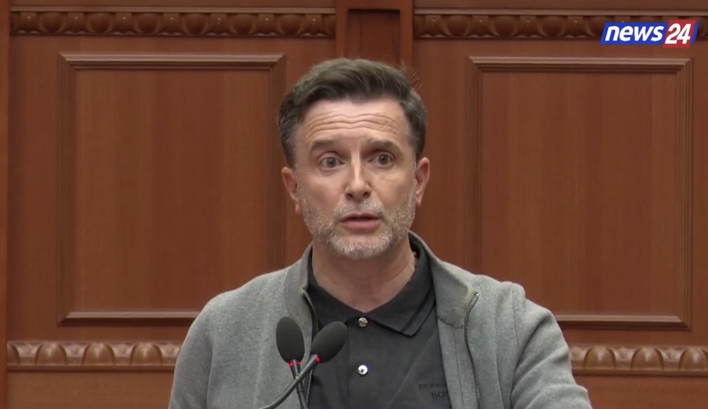 Erion Braçe në Kuvend: Aksidenti në Durrës ishte vrasje, jo fatkeqësi!
