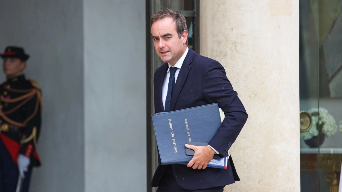 Kryeministri francez përjashton uljen e taksave të karburantit  thotë se lufta në Lindjen e Mesme do të vazhdojë