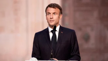 Macron Bën