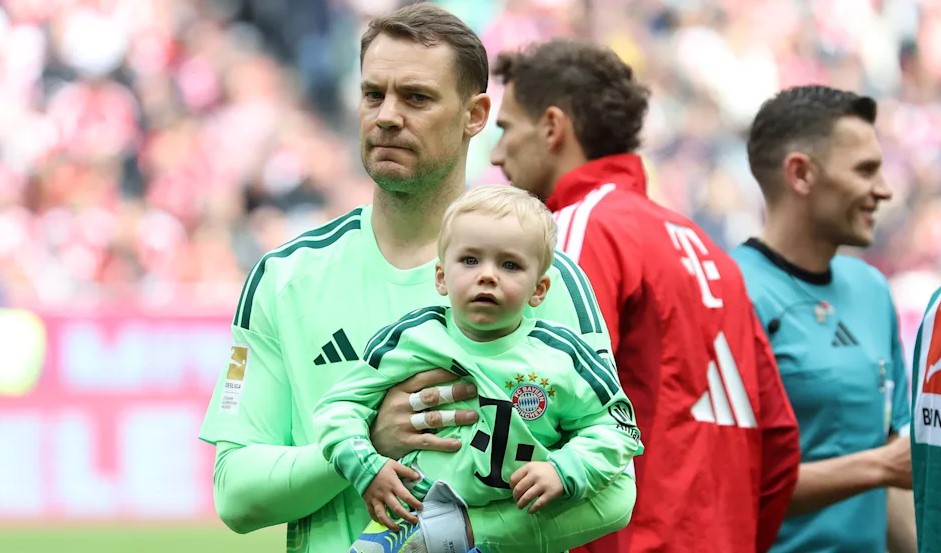 Neuer Luca Neuer