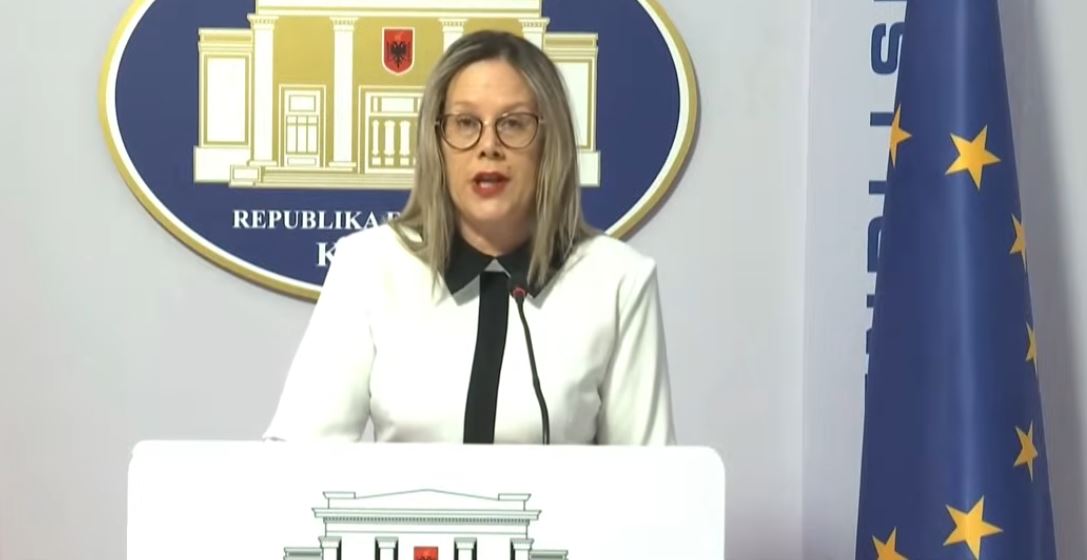 qeveria-vazhdon-te-krihet-per-sukseset-e-saj-pd-vendi-perballe-nje-krize-te-thelle-shpopullimi