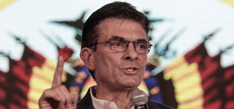 Bolivi  Presidenti përgjysmon pagën e tij dhe të ministrave për të ndaluar protestat