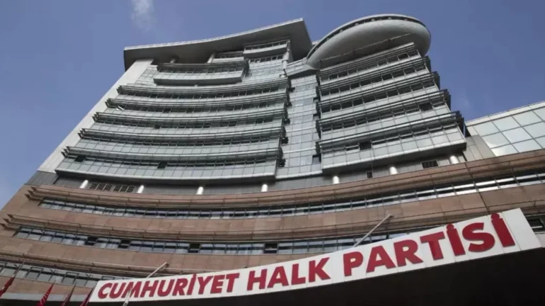 Reagimet Po Përshkallëzohen