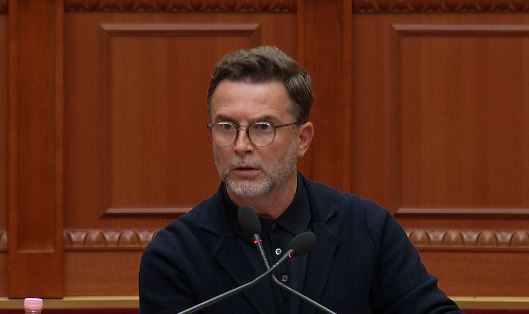 U akuzua për shpifje, GJKKO shpall të pafajshëm deputetin socialist Erion Braçe