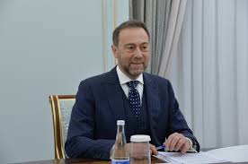 drejtonte-nje-skeme-falsifikimi-vizash-shengen-ne-uzbekistan-arrestohet-ish-ambasadori-italian