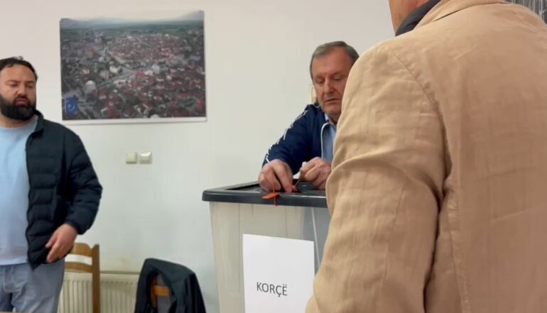 Korce